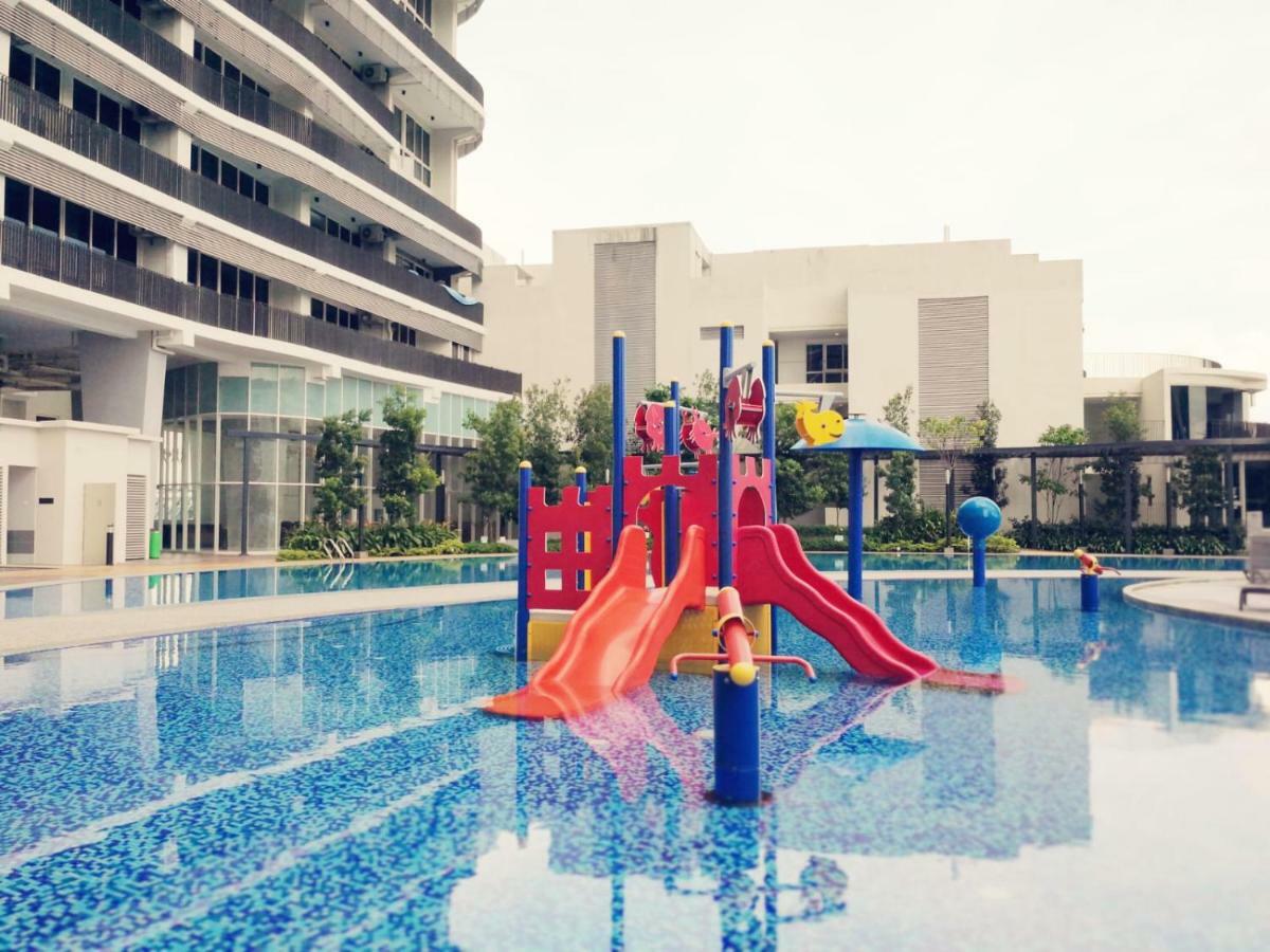 Hostahome Suites At Encorp Marina, Mins To Legoland Malaysia Нусаджайя Экстерьер фото